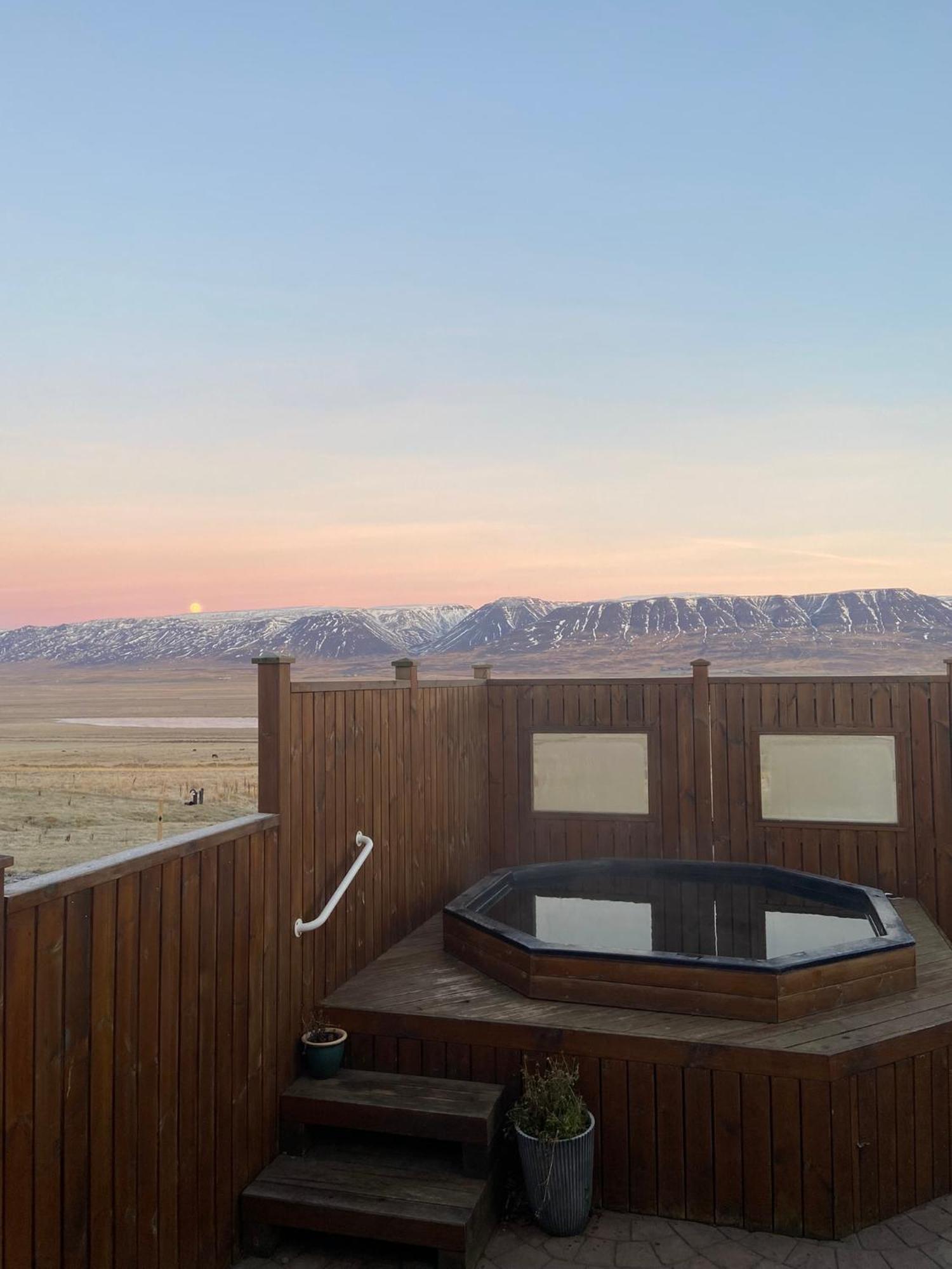 Sythra-Skoerthugil Guesthouse Varmahlíð Dış mekan fotoğraf